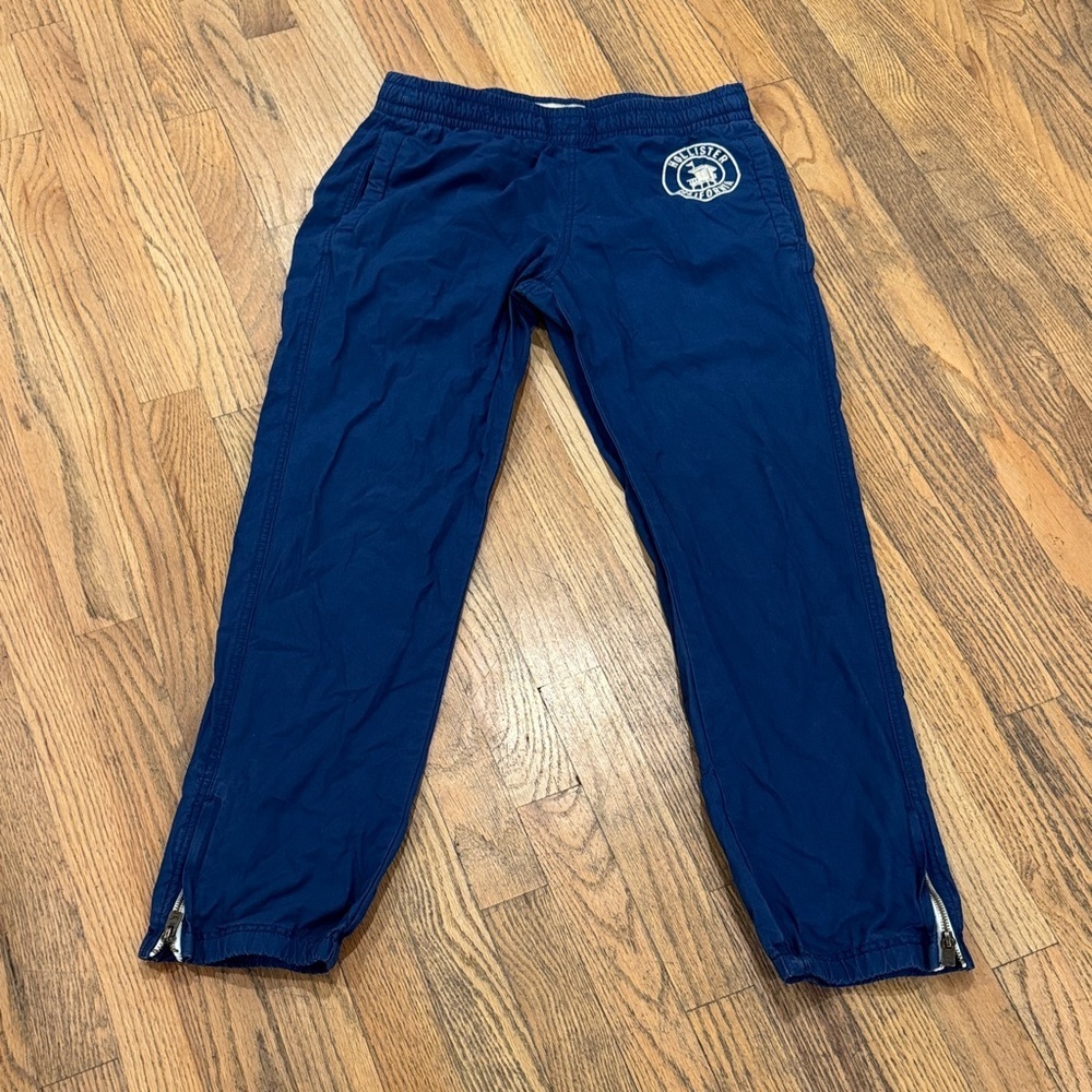 Hollister Blue Joggers with Logo Small - Picture 9 of 10